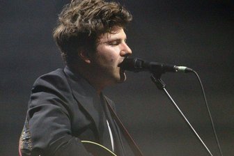 Faber im Konzert: Schlüpfrig hochkulturell - Faber - Leonard-Cohen-Erbe