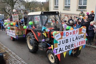Fällt der Langenchursdorfer Straßenfasching nächstes Jahr aus? - Beim diesjährigen Straßenfasching wurde bereits aufs Jubiläumsjahr 2027 hingewiesen.