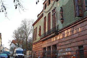Fällt für Werdauer Kino die letzte Klappe? - Das ehemalige Kino verfällt immer mehr.