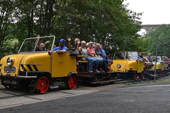 Fahrplan steht: Schienentrabi-Touren zwischen Großvoigtsberg und Großschirma - Der Schienentrabi aus Rochlitz kehrt nach der erfolgreichen Premiere 2025 zum zweiten Mal auf die Zellwaldbahn zurück.