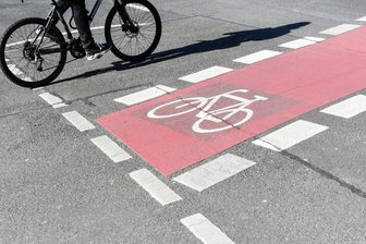Fahrraddemo in Chemnitz: Aktivisten fordern sichere Wege für Kinder - Chemnitz soll sicherer werden für Radfahrende – vor allem für die Kleinen.