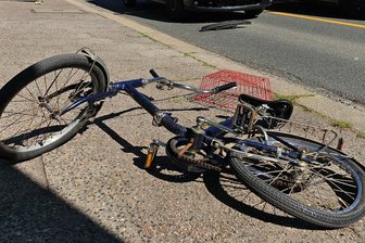 Fahrradfahrer bei Unfall in Chemnitz verletzt - Bei dem Unfall wurde ein Fahrradfahrer verletzt.