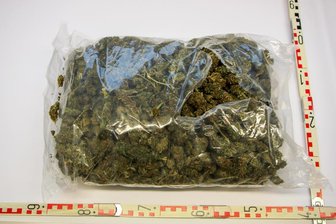 Fahrradfahrer mit Marihuana im Wert von gut 10.000 Euro geschnappt -