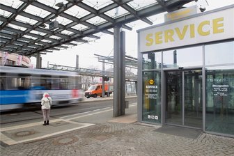 Fahrscheine der Plauener Straßenbahn verlieren ihre Gültigkeit - Die alten, noch nicht benutzten Tickets werden bis spätestens 30. September im PSB-Service am Tunnel zurückgenommen beziehungsweise können dort gegen Zahlung des Differenzbetrages in neue Fahrscheine umgetauscht werden.