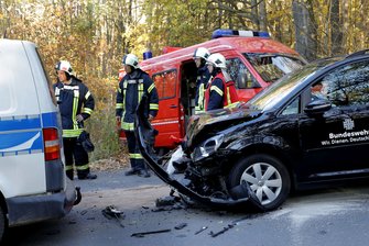 Fahrzeuge von Bundeswehr und Bundespolizei an Unfall auf B169 beteiligt -