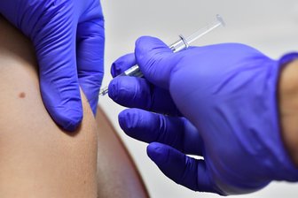 Faktencheck: Gerüchte und Wahrheiten zur Masernimpfung -