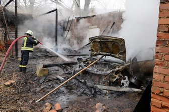 Falkenau: Auto brennt aus - Die Freiwilligen Ortsfeuerwehren aus Falkenau und Flöha sind am Mittwoch ausgerückt, um einen Brand zu löschen.