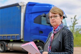 Fall Schmidl: Frankenberger Spediteurin hofft weiter auf Unterstützung - Spediteurin Andrea Schmidl kämpft weiter um ihre kleine Firma. 