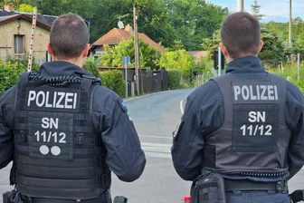 Fall Valeriia: So unterstützt die Polizei ihre Beamten, die das tote Mädchen in Döbeln fanden - Bei der Suche nach der vermissten Valeriia hatte die Polizei am 11. Juni eine Leiche gefunden.