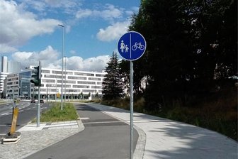 Falsches Verkehrsschild an Chemnitzer Radweg - Leserin bemerkt den Fehler - Das falsche Verkehrsschild am neuen Radweg an der erneuerten Zschopauer Straße. Es wurde Ende vergangener Woche gewechselt.