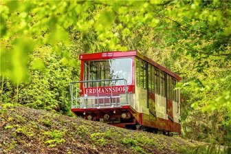 Familienfest an der Drahtseilbahn Augustusburg: Von Schatzsuche bis Sternwanderung - AmSonntag steigt das Drahtseilbahnfest in Augustusburg.