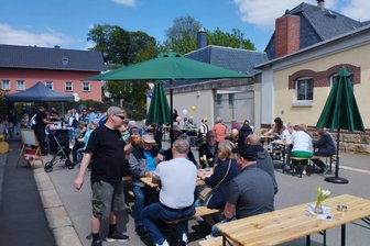 Familienfest bei Carmen: So feiert Lengenfeld am Männertag - Blick auf einen Männertag beim Verein Stadtleben Lengenfeld.