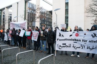 Familiennachzug: Nur wenige sind Angehörige von Geflüchteten - Über den Familiennachzug für Geflüchtete wird seit Jahren gestritten. (Archivfoto)