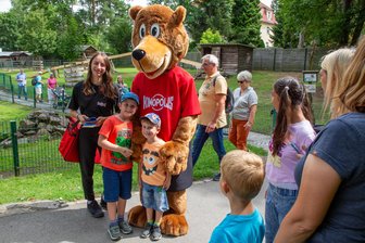 Familientag in Freiberger Tierpark: Das ist geplant - Zum Familientag des Freiberger Tierparks war auch das Kinopolis vertreten.