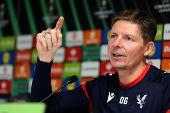 "Fantastisches Ende": Glasner-Abschied als Europacup-Sieger? - Kein Ja-Sager: Erfolgstrainer Oliver Glasner. (Archivbild)