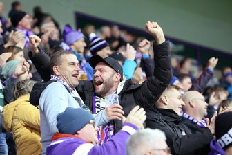 Fanumfrage nach dem Heimsieg: Ist der FC Erzgebirge Aue zu berechenbar? - Nach dem 1:0 für Erzgebirge Aue im Spiel gegen Rot-Weiß Essen herrschte ausgelassener Jubel auf der Tribüne.