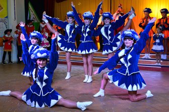 Fasching in der Kirche: Warum die Narren aus Kriebethal neue Wege gehen müssen - Die Tanzgruppen des Kriebethaler Faschingsclubs treten am Sonntag in der Kirche Grünlichtenberg auf.