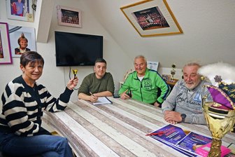Faschingshochburg im Erzgebirge feiert Jubiläum - Sigrid Schreiter, Yves Langhammer, Günter Köhler und Bernd Schlegel haben den Bärensteiner Karneval über viele Jahre in unterschiedlichen Funktionen geprägt.