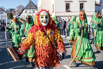 Faschingsumzug in Penig: Mehr als 650 Narren und tausende Besucher werden erwartet - Auch die Narrenzunft aus Uttenweiler ist beim diesjährigen Faschingsumzug wieder mit von der Partie.