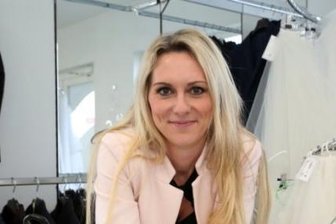 Fashion-Week-Gewinnerin aus dem Erzgebirge fährt zu den Filmfestspielen in Cannes - Ina Riedel verkauft besondere Brautmode.