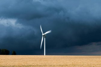 Fast 247 Meter vom Boden bis zur Spitze: Höchstes Windrad in Mittelsachsen genehmigt - 