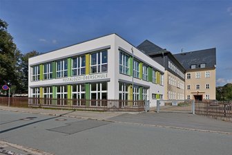 Fast 30 digitale Tafeln ersetzen in Oberlungwitz die Klassiker mit Kreide und Schwamm - Nachdem die Pestalozzi-Oberschule vor vier Jahren einen neuen Anbau bekam, folgt nun moderne Technik.