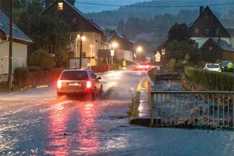 Fast drei Jahre nach der Flut: Planer stellen in Steinbach Konzept zur Schadensbeseitigung vor - Mitte Juli 2021 verwandelte sich der kleine Steinbach im gleichnamigen Dorf in ein reißendes Gewässer.