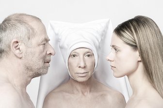 Faust-Premiere in Zwickau: Neuer Blick auf Goethes Klassiker angekündigt - Klaus Gramüller, Ute Menzel (Mitte) und Kristin Heil werden in „Urfaust“ zu erleben sein.