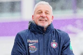 FC Erzgebirge Aue: Diesmal ein Sieg ohne Schnee - Will den Trend fortsetzen: Aues Trainer Pavel Dotchev. 