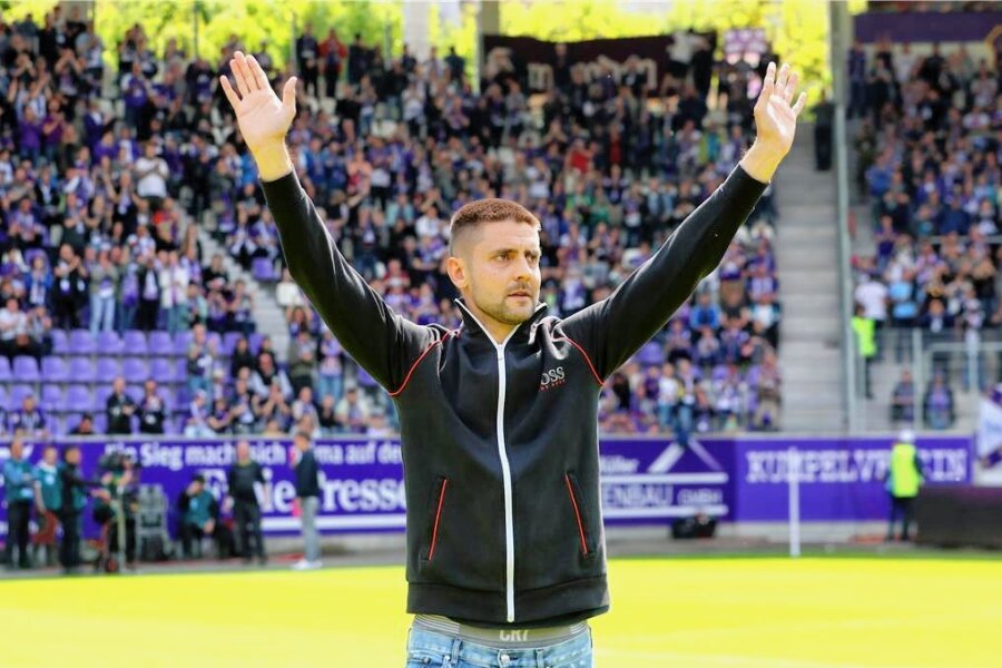 FC Erzgebirge Aue: Dimitrij Nazarovs Worte zum Abschied - Dimitrij Nazarov bedankt sich bei den Fans. 