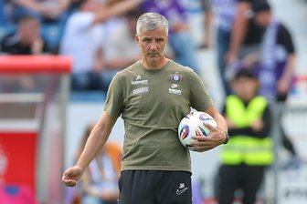FC Erzgebirge Aue: Härtel vor dem Aus? Wie geht‘s mit dem Trainer weiter? - Nach der Niederlage gegen Osnabrück stellt sich die Frage: Wie geht es weiter mit Trainer Jens Härtel beim Erzgebirge Aue?