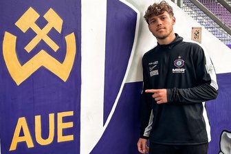 FC Erzgebirge Aue holt Toptalent aus der Zweiten des FC St. Pauli - Mittelfeldspieler Mika Clausen kommt von der zweiten Mannschaft des FC St. Pauli ins Erzgebirge.