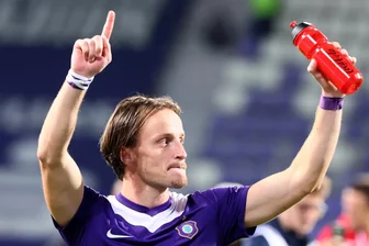 FC Erzgebirge Aue ist im nächsten Spitzenspiel gefordert: „Fahren nicht nach Köln, um Sightseeing zu machen“ - Mirnes Pepic freut sich, aller drei, vier Tage auf dem Platz zu stehen – und zu gewinnen.