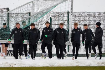 FC Erzgebirge Aue: Mit einem neuen Coach – So lief der Trainingsauftakt der Härtel-Elf - 