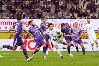 FC Erzgebirge Aue siegt mit 1:0 in Osnabrück - Marc Heider (20, Osnabrueck), Sören Gonther (26, Aue) und Ken Reichel (13, Osnabrueck) v.l.