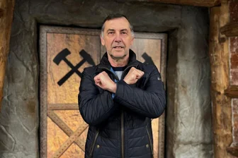 FC Erzgebirge Aue trauert um Vereinslegende Harald Mothes - Vereinslegende Harald Mothes war zuletzt auch als 9500. Mitglied beim FC Erzgebirge registriert. Nun ist er verstorben.
