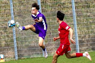 FC Erzgebirge Aue: Wie den Veilchen die Revanche gegen Walldorf gelingt - Neo Stacziwa traf für die U 19 des FC Erzgebirge Aue zum 1:0 gegen Walldorf.