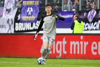 FC Erzgebirge Aues Torwartdebütant Louis Lord: „Ich bin Perfektionist“ - Louis Lord feierte ein starkes Drittligadebüt.