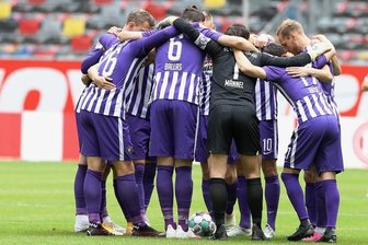 FC Erzgebirge: Kann Aue den Schalter nochmal umlegen? - Vor dem Spiel gegen Osnabrück muss sich die Auer Mannschaft noch einmal zusammenraufen. 