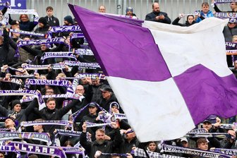 FC Erzgebirge: Mit den Fans will Aue-Trainer Dotchev dieses wichtige Saisonziel am Samstag gegen Unterhaching erreichen - Schon im Sachsenpokal in Bischofswerda waren die Fans des FC Erzgebirge eine wichtige Stütze der Mannschaft. Im Heimspiel gegen die SpVgg Unterhaching sollen sie helfen, ein Saisonziel zu erreichen.