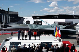 FCAS-Aus: Deutsche Firmen wollen Kampfflieger mitentwickeln - So sollte der neue Kampfjet eigentlich aussehen - doch nach dem FCAS-Aus schließen sich Unternehmen zu neuen Kooperationen zusammen. (Archivbild)