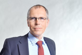 FCM-Geschäftsführer ist neues Mitglied im Hochschulrat der TU Bergakademie Freiberg - Dr. Michael Harz, Geschäftsführer der Freiberg Compound Materials GmbH, ist neues Mitglied im Hochschulrat der TU Bergakademie.