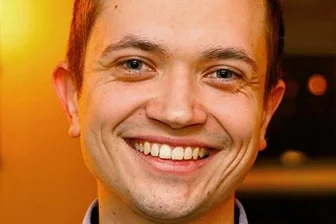 FDP: Stammtische sollen neue Leute locken - Roy Schlegel wurde als Vorsitzender der FDP Ortsgruppe Sachsenring gewählt. Anne Sahmel fungiert als stellvertretende Vorsitzende.