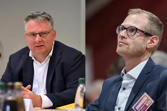 Fehlende Mehrheit für Kretschmer-Regierung: Nähern sich CDU und BSW an? - Im Landtag gehen sich CDU-Fraktionschef Christian Hartmann (l.) und BSW-Fraktionschef Ronny Kupke hart an, im Hintergrund werden Gemeinsamkeiten ausgelotet.