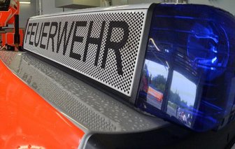 Feld brennt nach Mähdrescher-Defekt - 