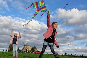 Ferienstart mit Drachenfest - 