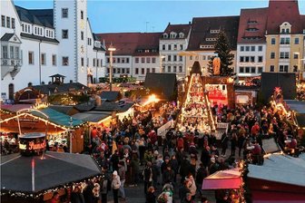 Fette Gema-Rechnung: Geht auf Weihnachtsmärkten im Erzgebirge die Musik aus? - Der Freiberger Christmarkt 2022. Für die Aufführung von Weihnachtsmusik verlangt die Gema über 30.000 Euro - fünfmal so viel wie in der Zeit vor Corona.