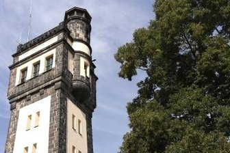 Feuchte verursacht Schäden am Turm - Bei der Eröffnung nach der Sanierung im September 2020 war im Turm noch alles in Ordnung. 