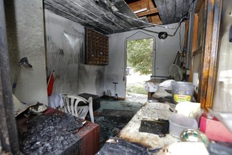 Das Innere des Kassenhäuschens wurde bei dem Feuer zum Großteil zerstört.