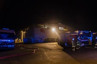 Feuer bei Müllentsorger -